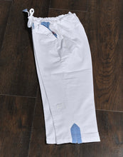 Load image into Gallery viewer, Ladies Capri Trousers AS76 NEW