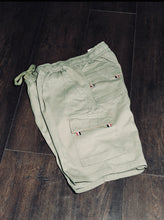 Load image into Gallery viewer, Men&#39;s Cargo Shorts AS125
